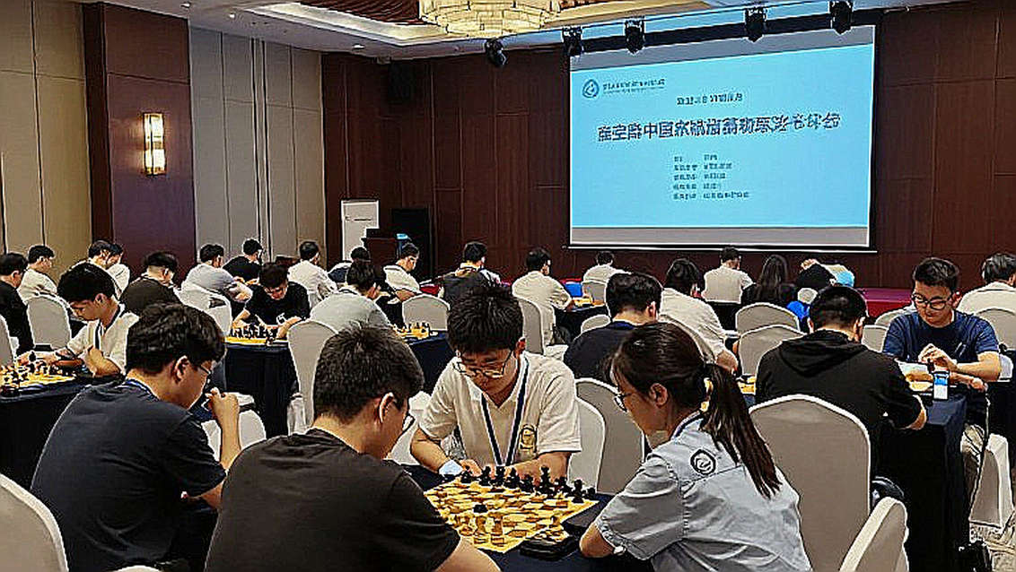 Ván đấu tuần này #740: 5.e5! và cánh cửa Italian Game mở lại sau nhiều năm ngủ quên